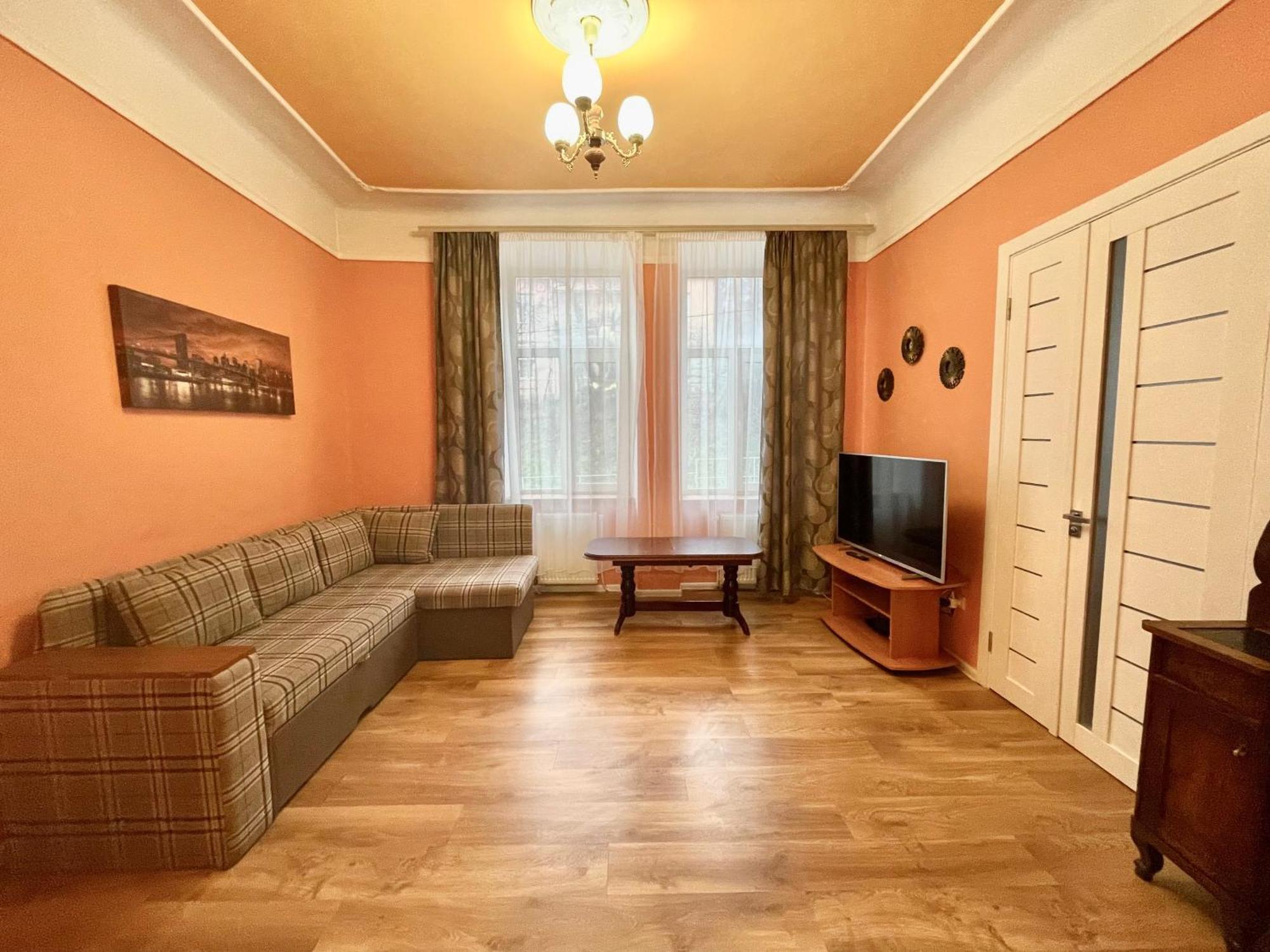 Двохкімнатні Апартаменти В Центри На Князя Лева 11 Lviv Exterior photo